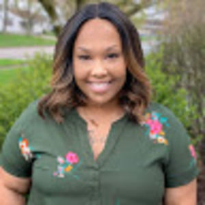 Meet your Posher, Latisha